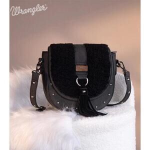 NWT Wrangler Sherpa Saddle Bag Crossbody Bag - Black